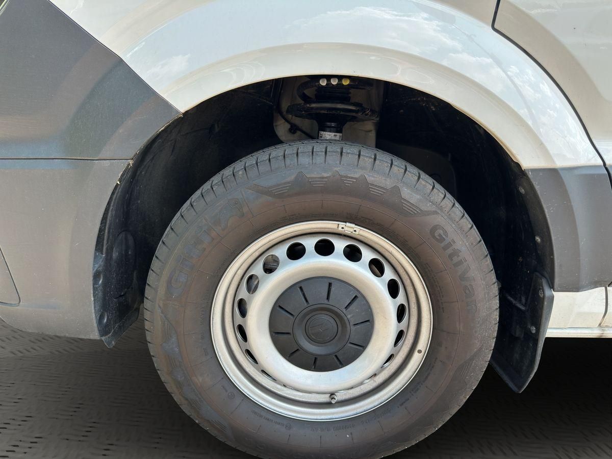 Crafter Pritsche 35 mittellang FWD 2.0 TDI NAVI