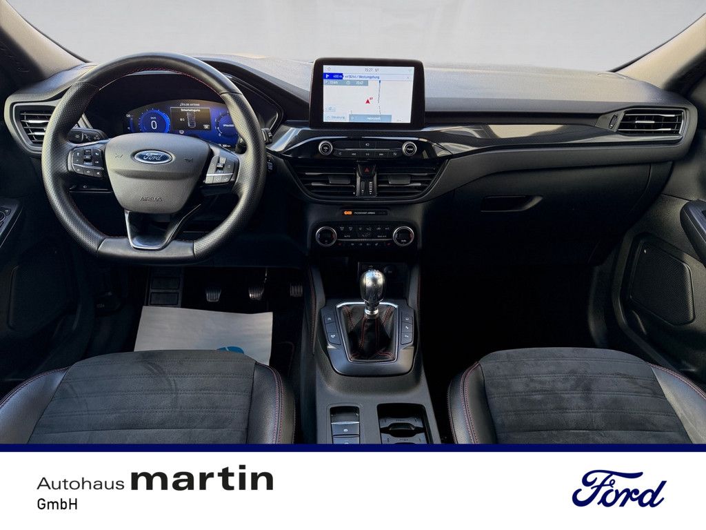 Fahrzeugabbildung Ford Kuga 1.5 ST-Line X PDC SHZ NAVI ACC B&O LED