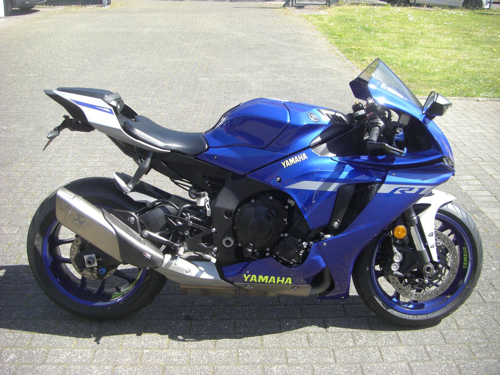 Yamaha YZF R1 RN 65 QS ABS AKRAPOVIC