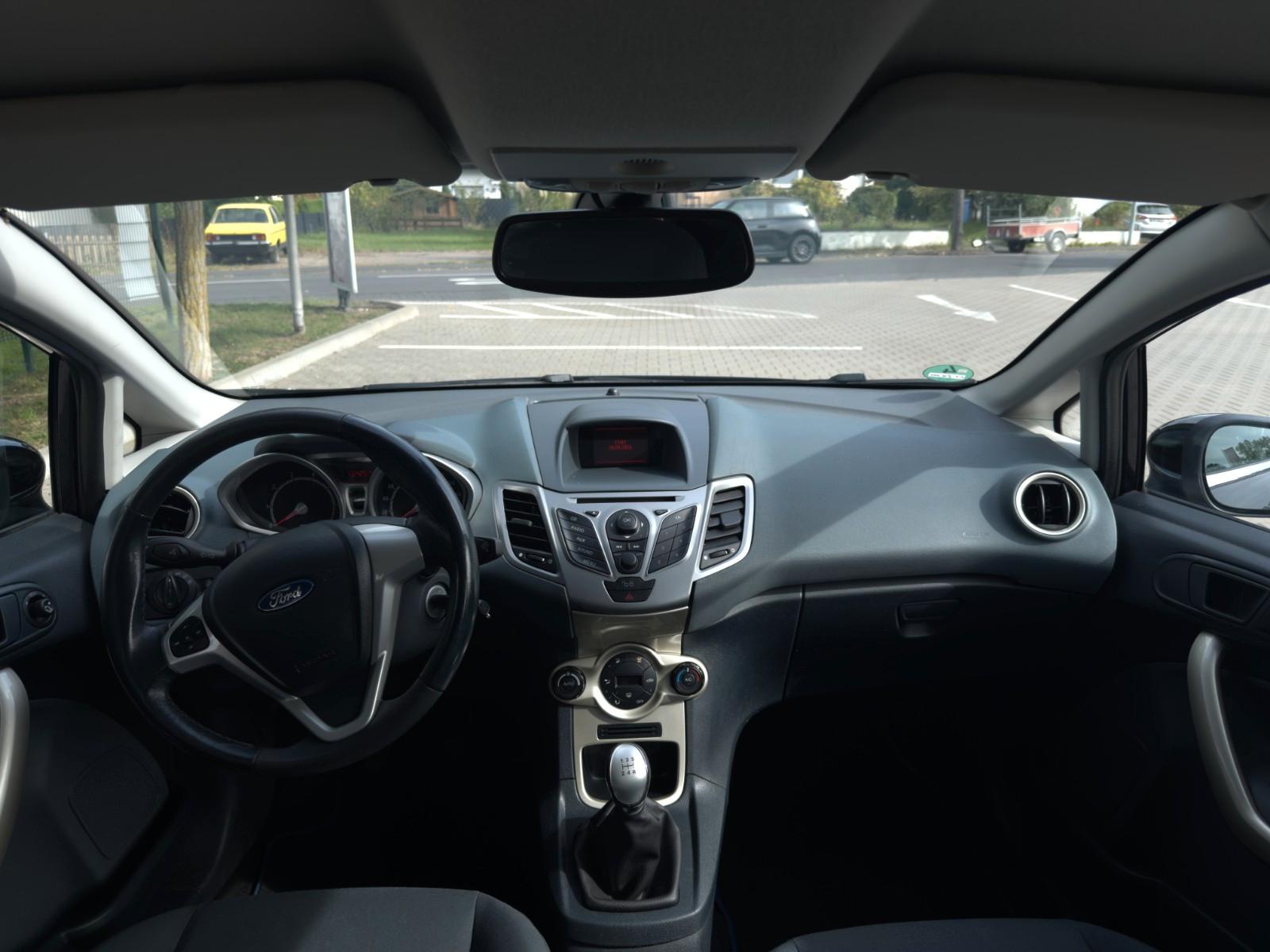 Ford Fiesta Ghia