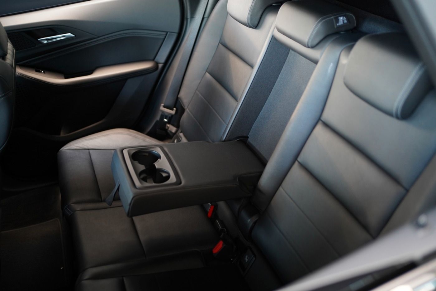 Fahrzeugabbildung BMW 223i xDrive M Sport +AHK+Fernlichtassist.+Leder+