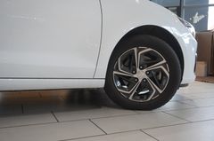 Fahrzeugabbildung Hyundai i30 cw 1.0 T-GDI TREND DCT NAVI/LED/KMAERA/DAB+