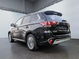 Mitsubishi Outlander 2.4 PHEV Plug-in Hybrid Plus Spirit 4 - Mitsubishi Outlander in Lübeck