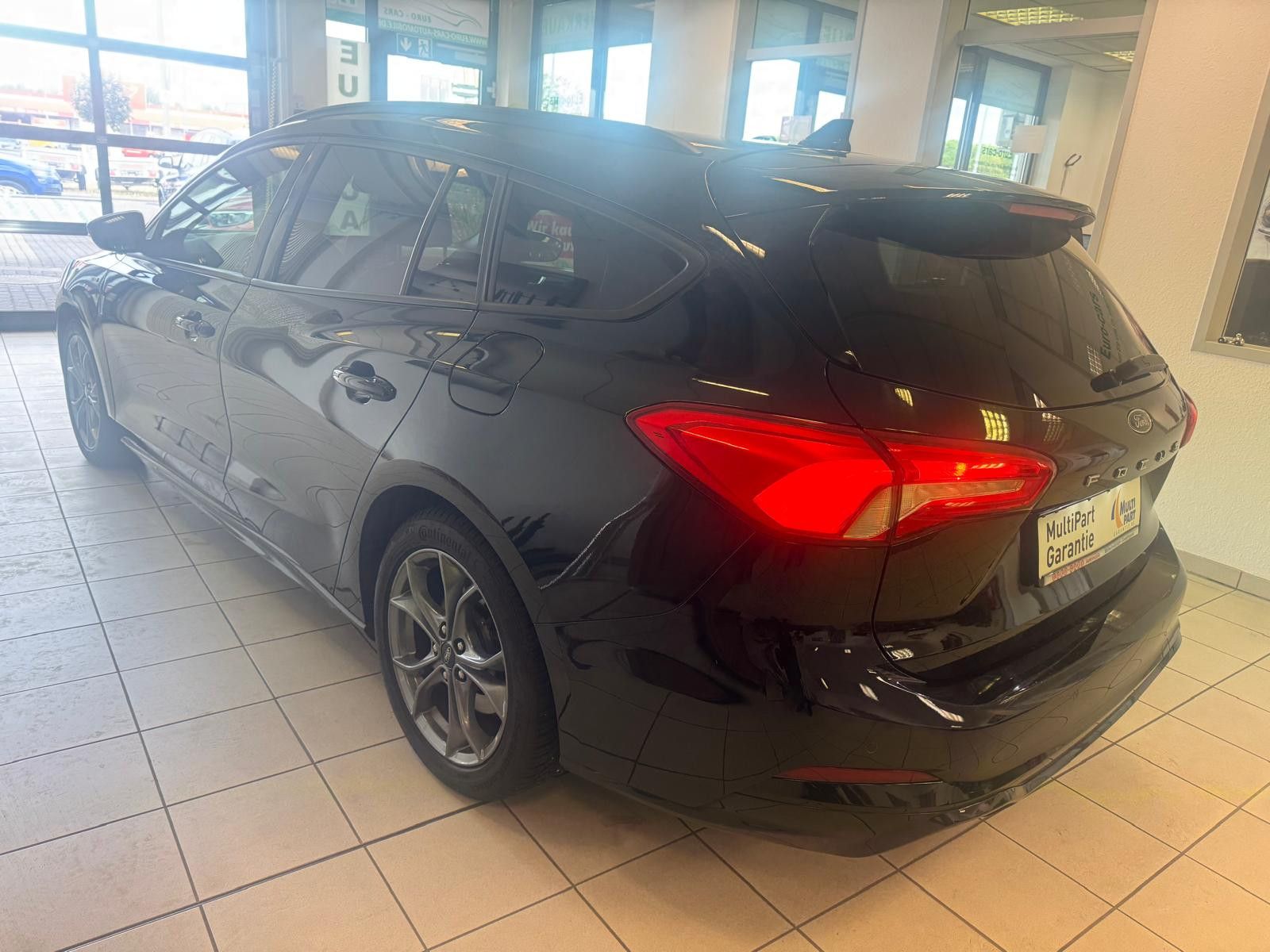 Fahrzeugabbildung Ford Focus 1,5 EcoBoost ST-Line /LED/NAVI/KLIMA