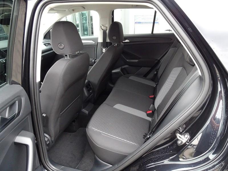 Volkswagen T-Roc 1.5 TSI Active Navi / Assistenzpaket, миниатюра 13
