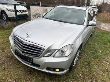 Mercedes E 220 - 4