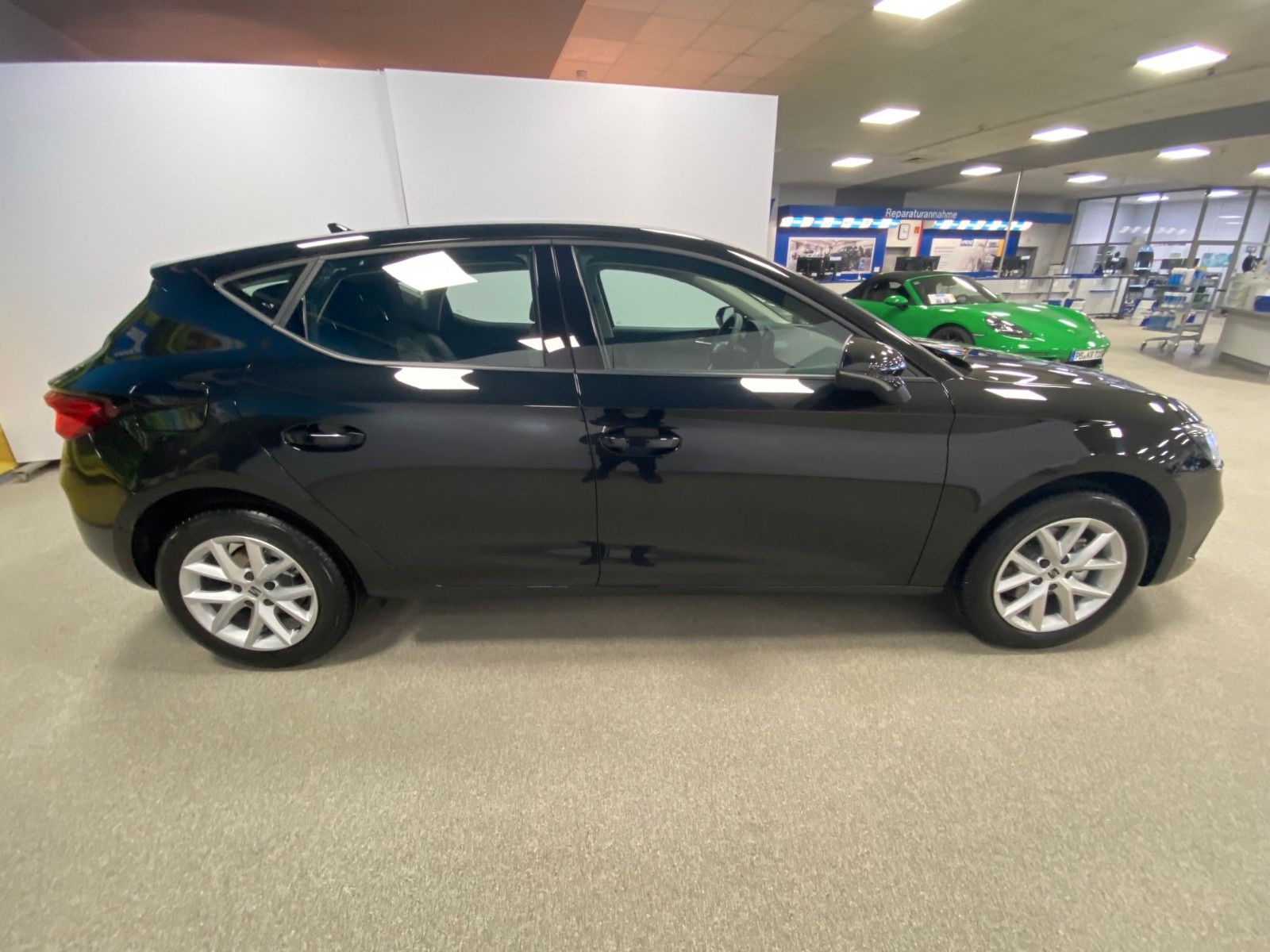 Fahrzeugabbildung SEAT Leon 1.5 TSI STYLE+R Kamera+ACC+3 Zonen KLIMA+BC