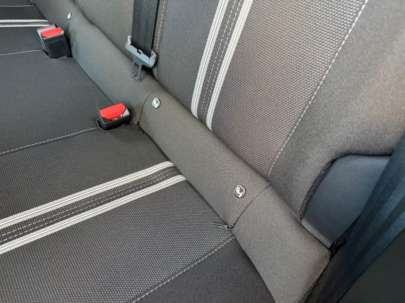 Fahrzeugabbildung Opel Corsa F YES 100PS PDC/LED/SHZ!