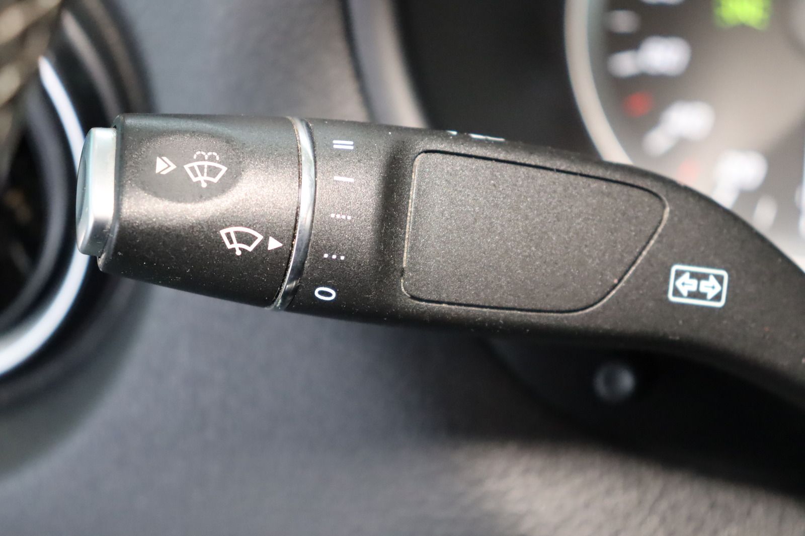 Fahrzeugabbildung Mercedes-Benz Vito Kasten 119 CDI 1. Hand LED Navi