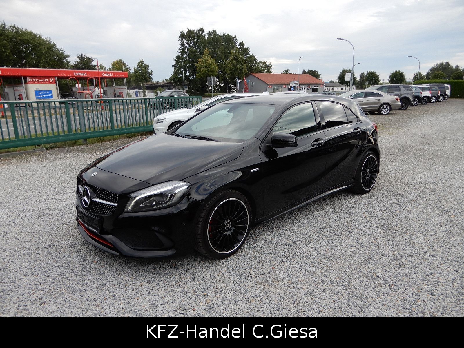 MERCEDES-BENZ A 250 A -Klasse A 250 Sport TÜV NEU