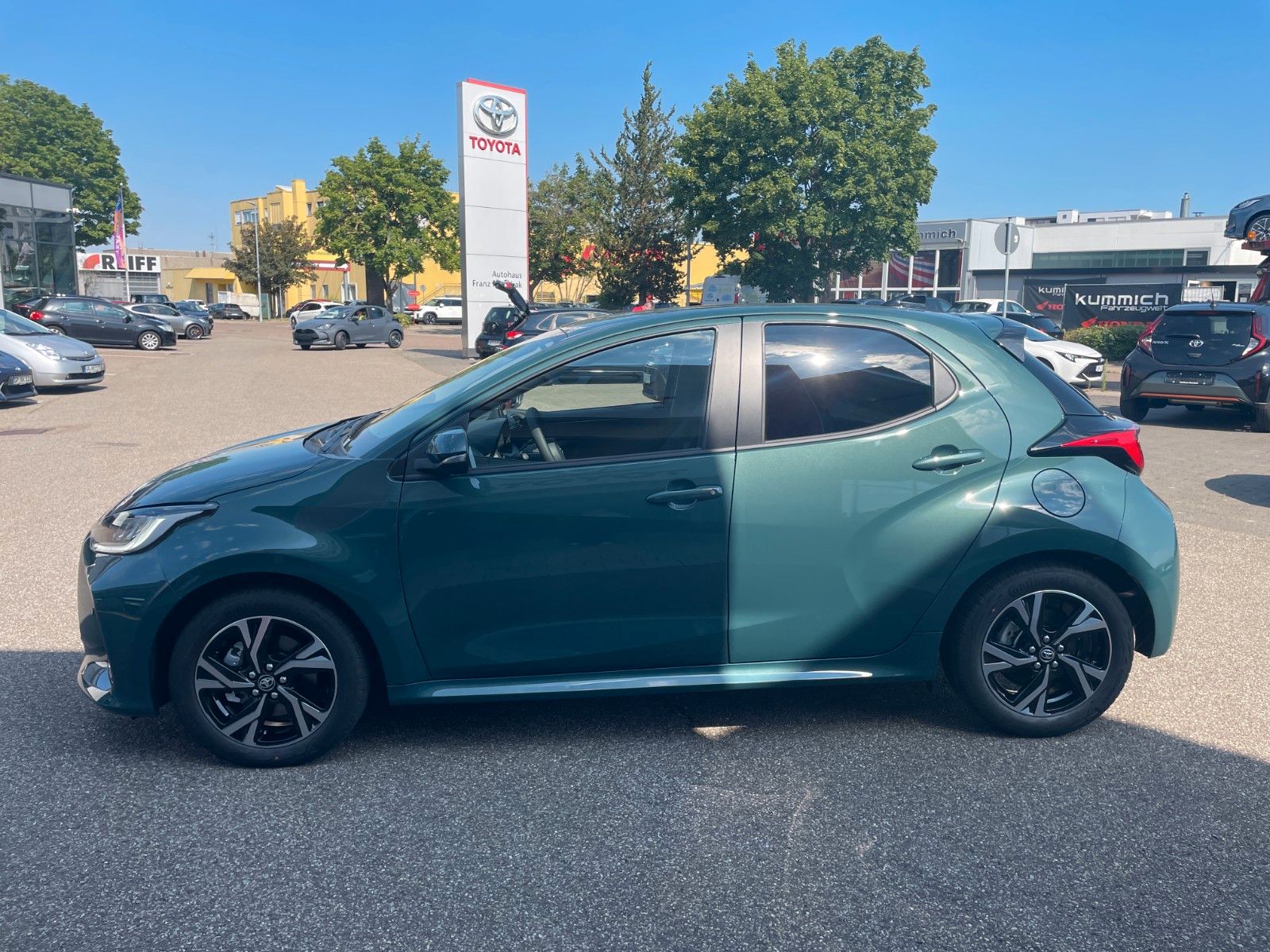 Toyota Yaris Hybrid Teamplayer imagem 3