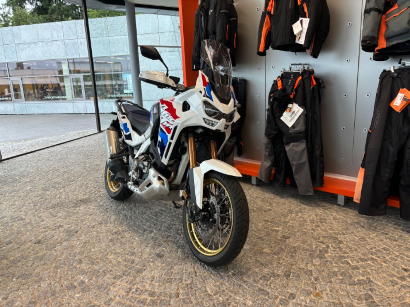 Fahrzeugabbildung Honda CRF 1100 D 4 S ADV Sports DCT ES