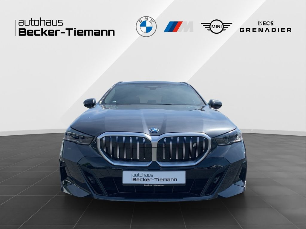 BMW i5 — fotografia 2