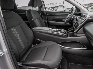 Hyundai Tucson 1.6 T-GDI NX4 Basis 4WD Autom Navi Kamera