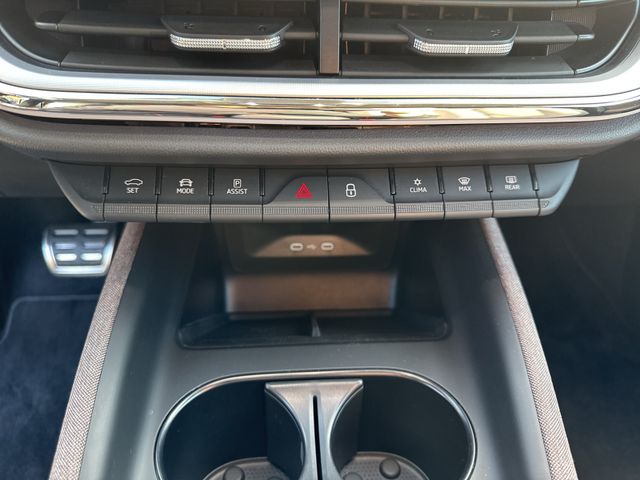 Enyaq iV60 Lodge, pACC, 20" Alu, Navi, LED