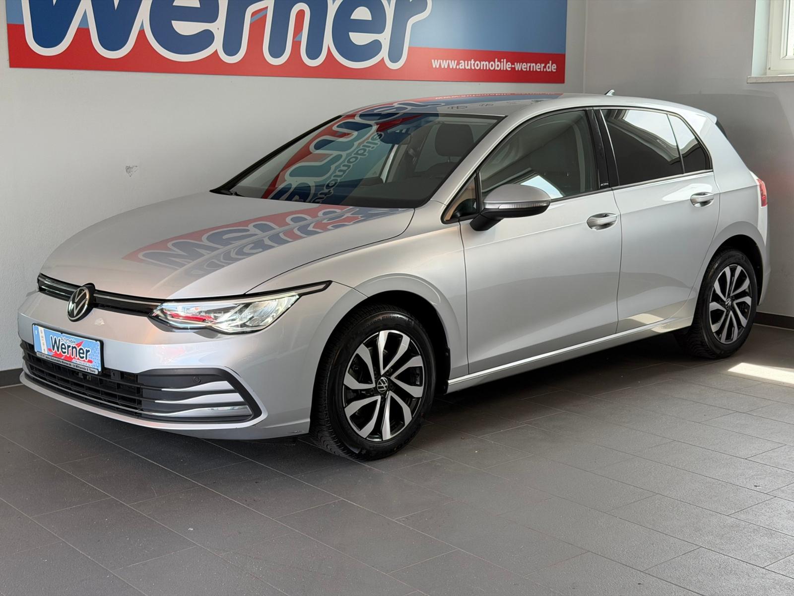 Volkswagen Golf  Active Life 1.5TSI Navi LED ACC 5J.Werksga