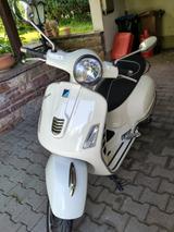 Vespa GTS 300ie ABS M45 - VESPA WEIß