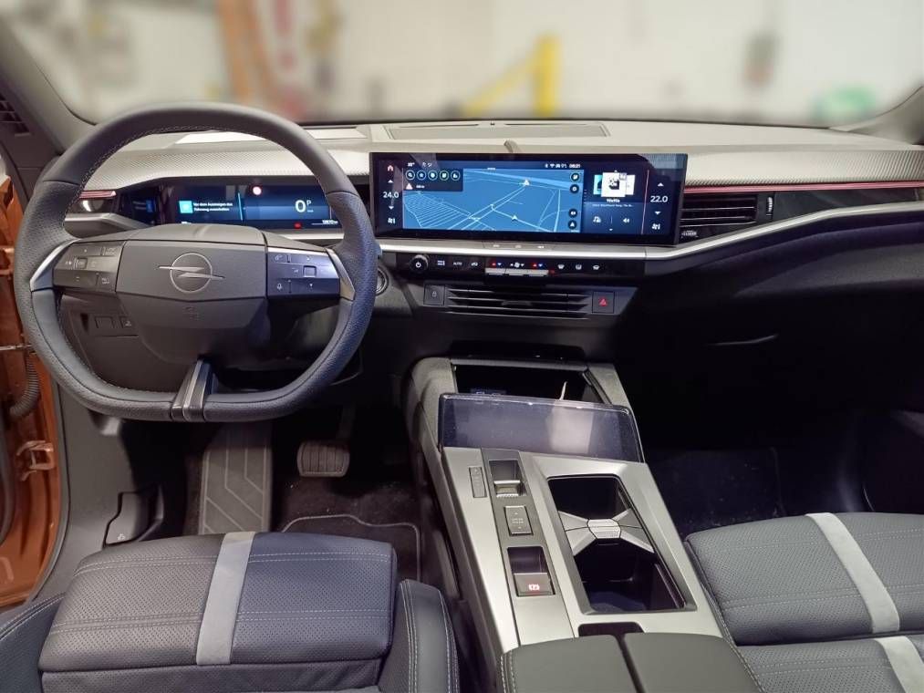 Fahrzeugabbildung Opel Grandland Electric GS 157KW Automatik