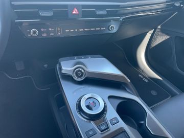 Fahrzeugabbildung Kia EV6 Basis 4WD