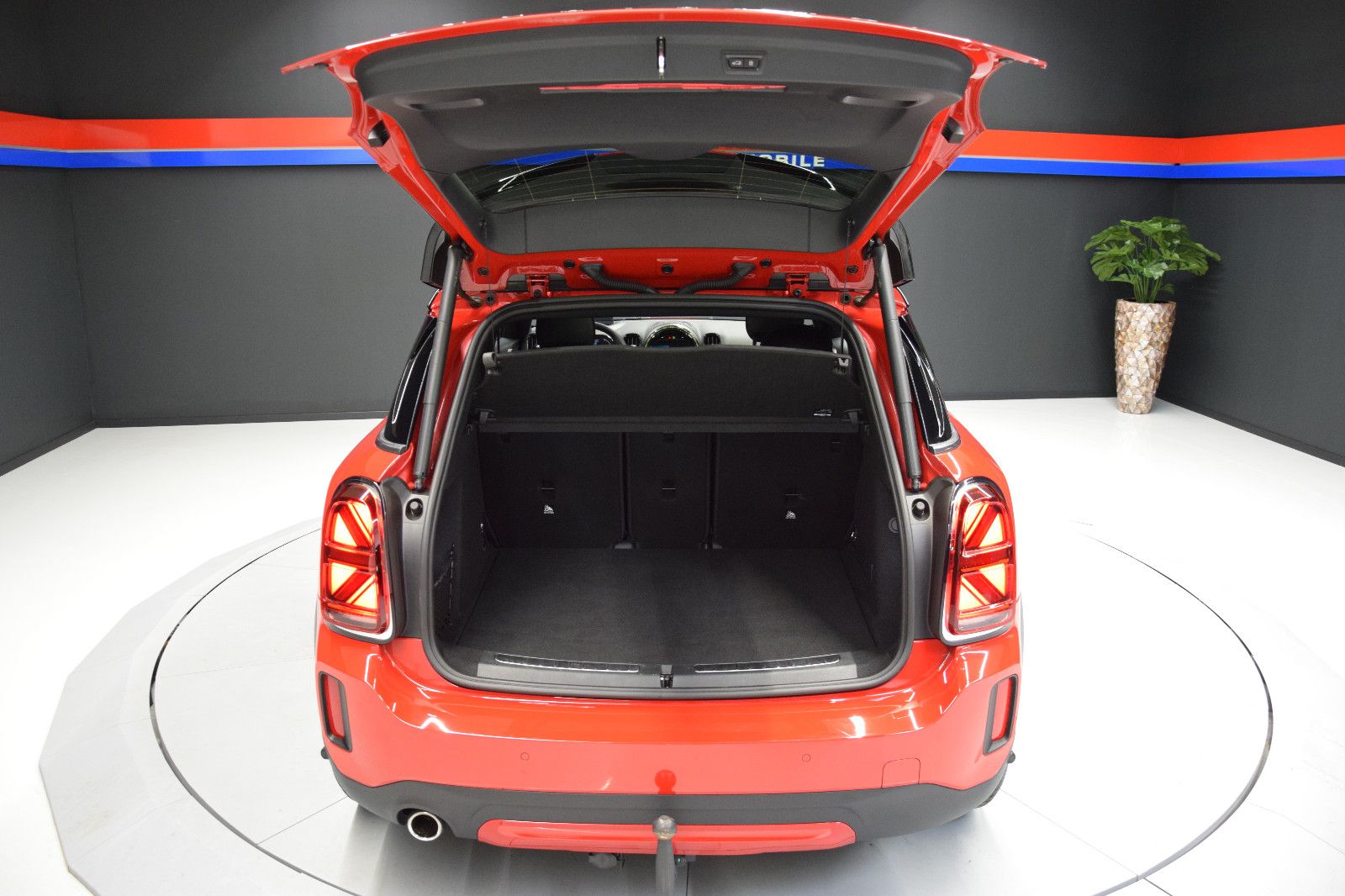 Fahrzeugabbildung MINI Cooper Countryman YOURS Pano HuD Leder AHK Memor