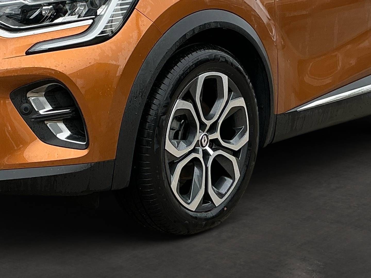 Fahrzeugabbildung Renault CAPTUR INTENS E-TECH Plug-in 160 (MY21.2)