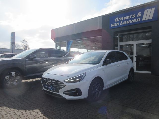 Hyundai i30 1.5T-GDi 48V 6iMT INTRO+ LED NAVI WINTERP 16