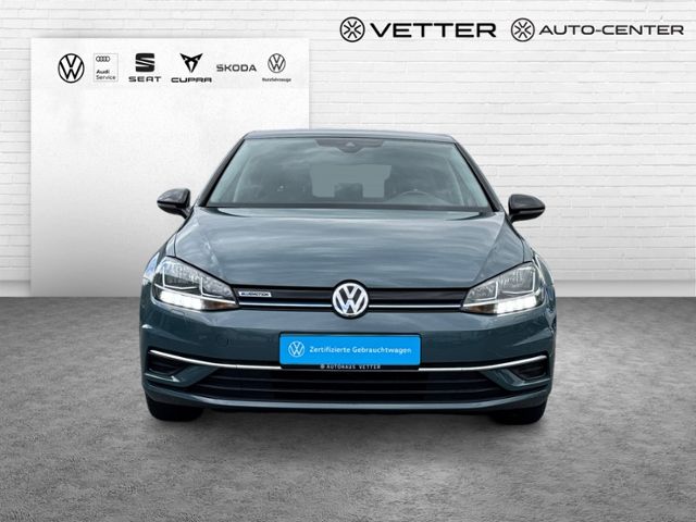Fahrzeugabbildung Volkswagen Golf VII Lim. IQ.DRIVE BlueMotion KLIMA NAVI ALU