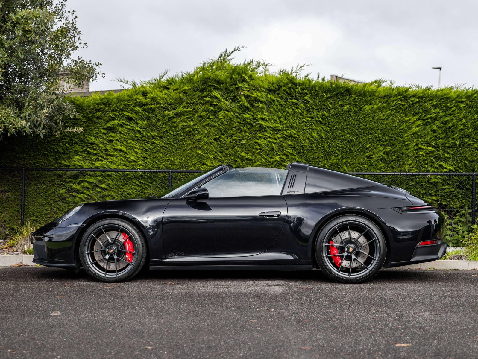 Porsche 992 .2 TARGA 4 GTS/SPORTDESING/18WEG/GTS PACK/CH imagem 3