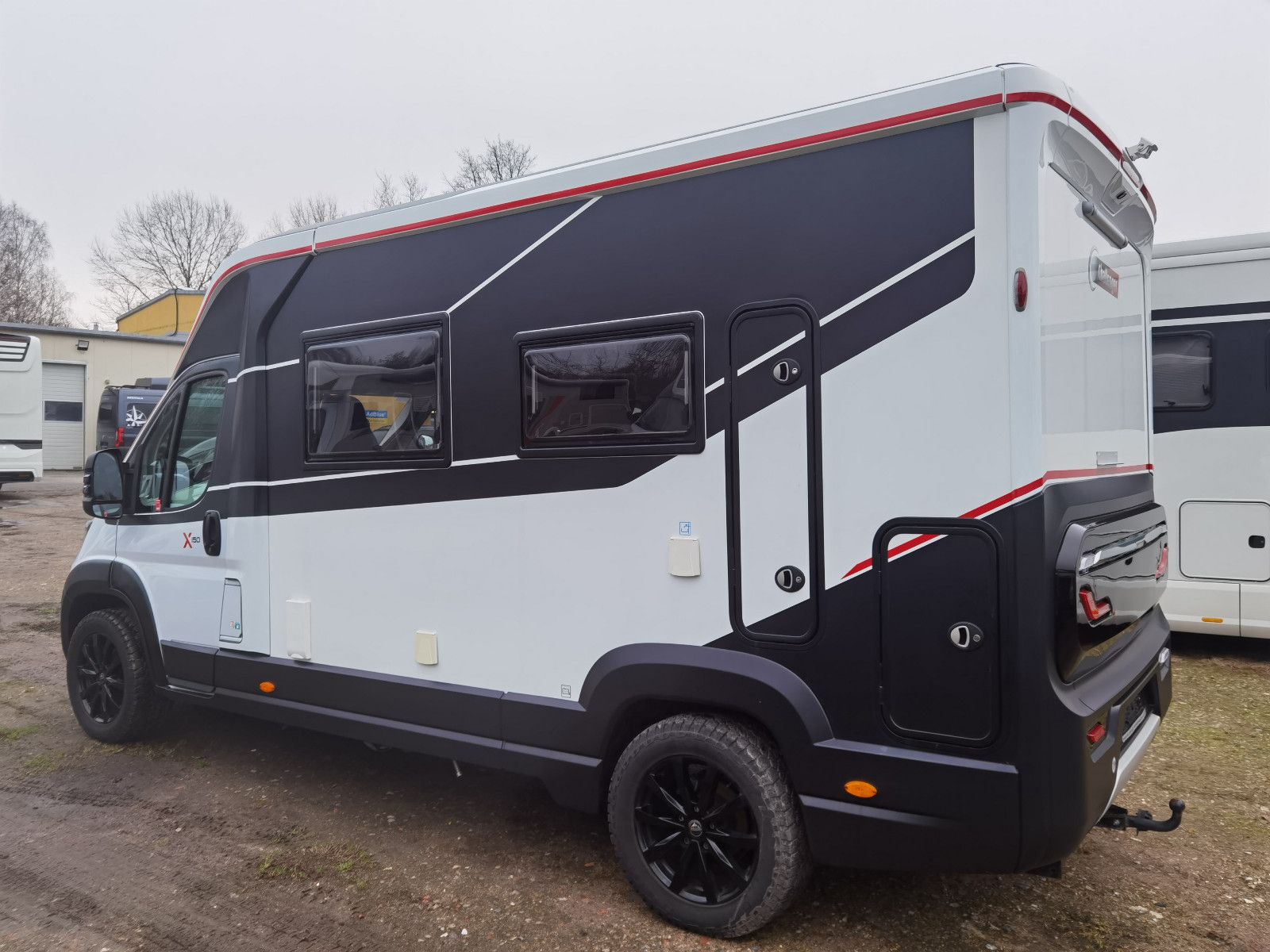 Fahrzeugabbildung Challenger X150