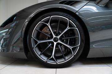 صورة 8 لـ 2022 Mclaren ARTURA