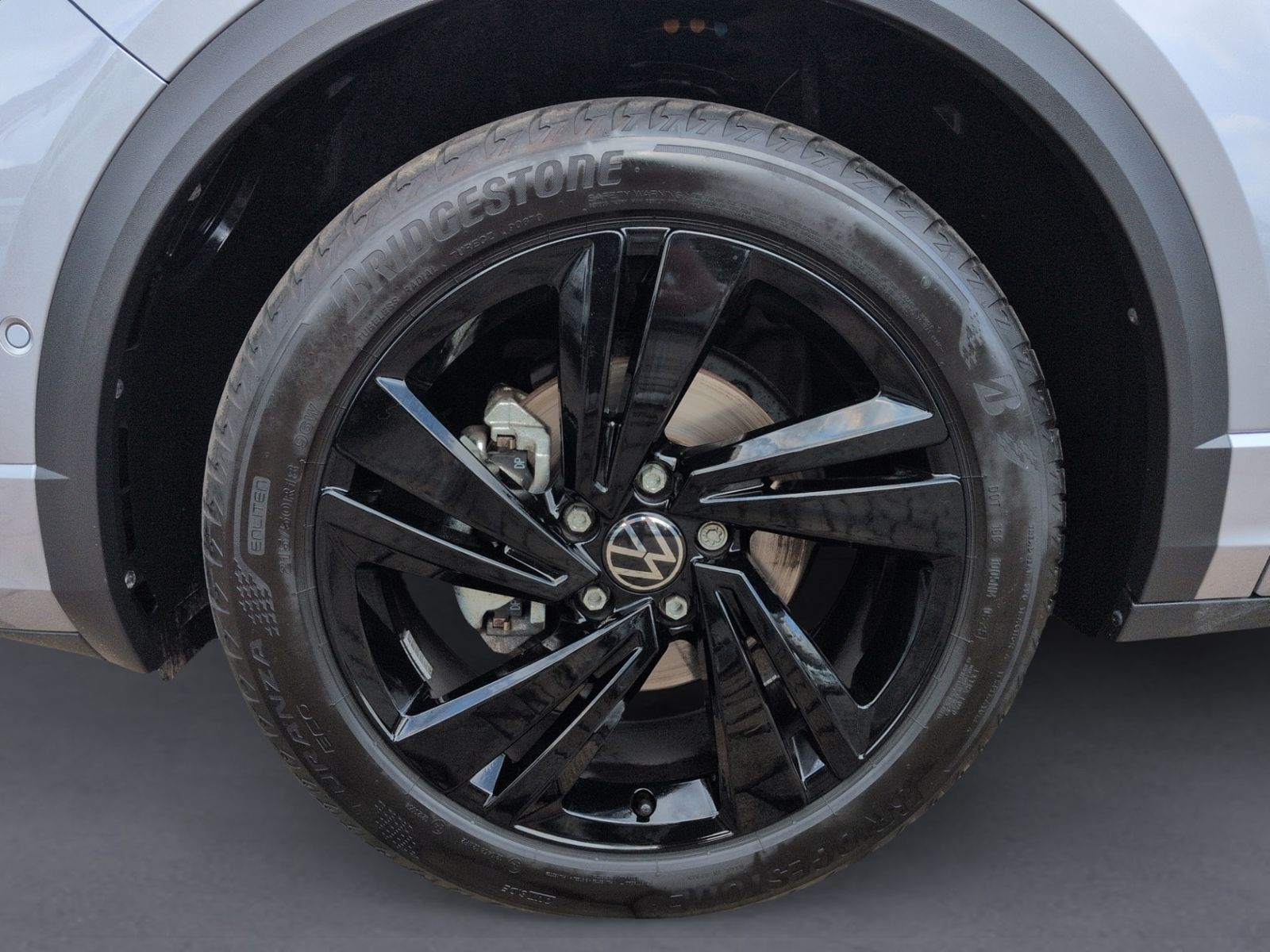 T-Roc R-Line 1.5 TSI DSG MATRIX+AHK+BlackStyle+E