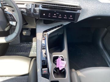 Peugeot 3008 1.2 145 A llure 360+Kam.+KeyLess+LED+Navi