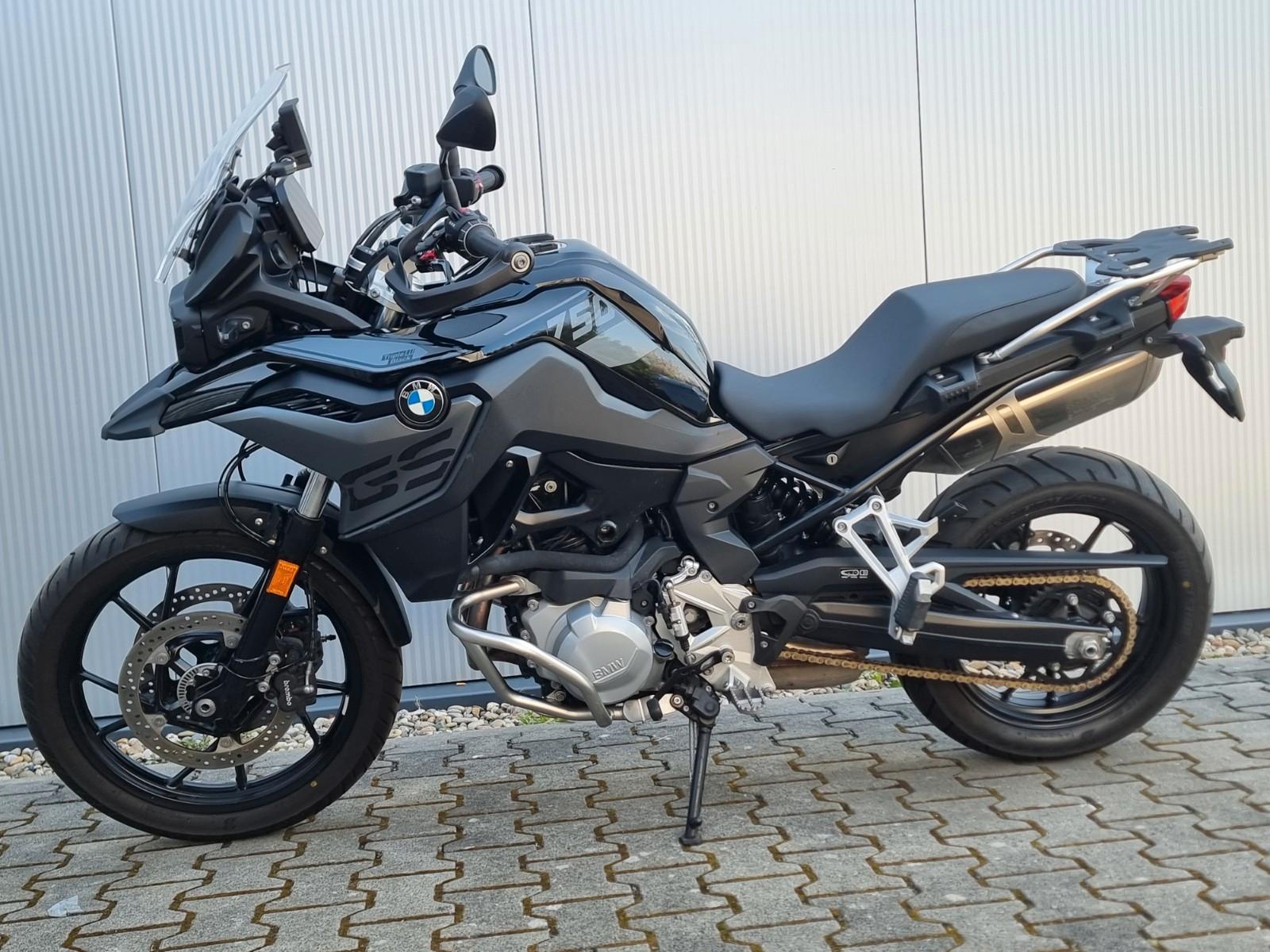 BMW F 750 GS Triple Black "Tieferlegung"