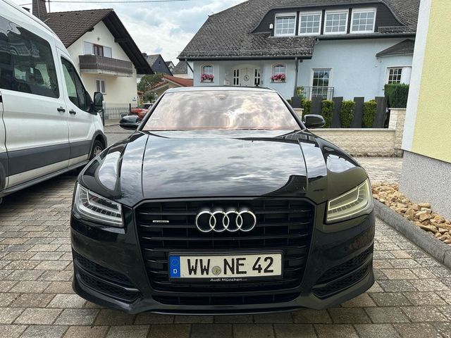 AUDI A8 3.0 TDI tiptronic quattro -