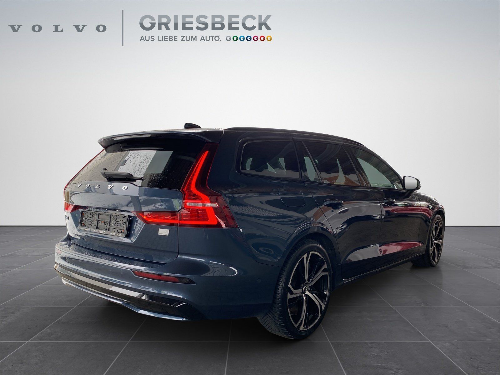 Volvo V60 T8 Plus Dark AWD*AHK*4xSHZ*WiPa*360°* foto 5