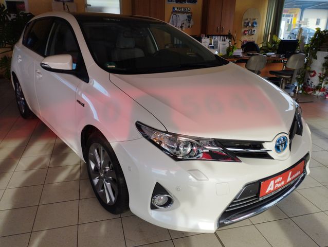 Toyota Auris Hybrid Executive-Bi-Xenon-Navi-Panorama.-