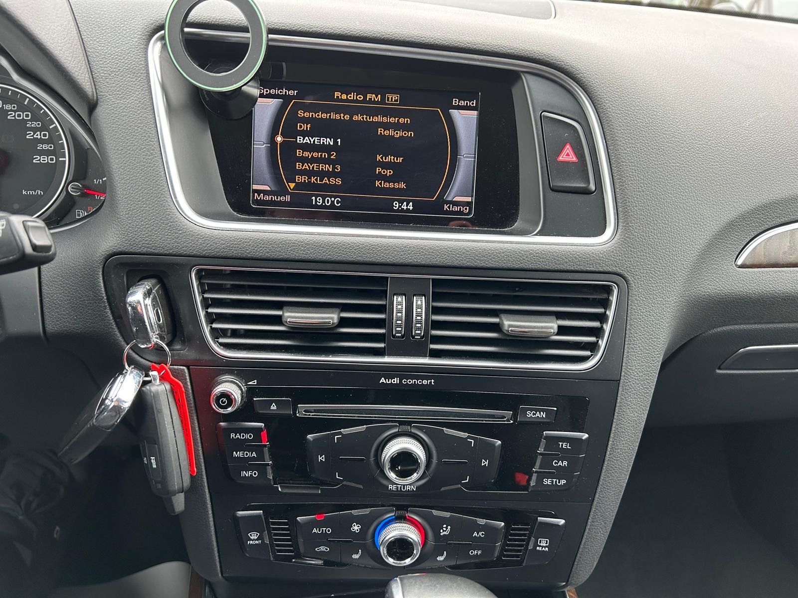 Fahrzeugabbildung Audi Q5 2.0 TDI quattro°190 PS°S Line°AHK°Standheizun