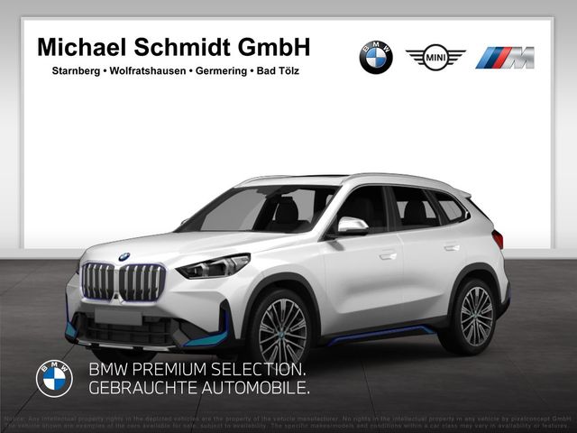 BMW iX1 xDrive30 *M Sportpaket*19"*LC Prof.*HUD*Adap