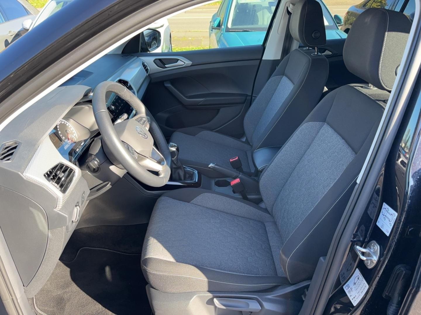 Fahrzeugabbildung Volkswagen T-Cross MOVE MOVE 1.0 TSI,ACC,Navi,SH,Climatroni
