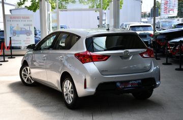 Toyota Auris - 4