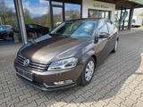 Volkswagen Passat Lim. Trendline BlueMotion - Volkswagen Passat: Trendline Bluemotion