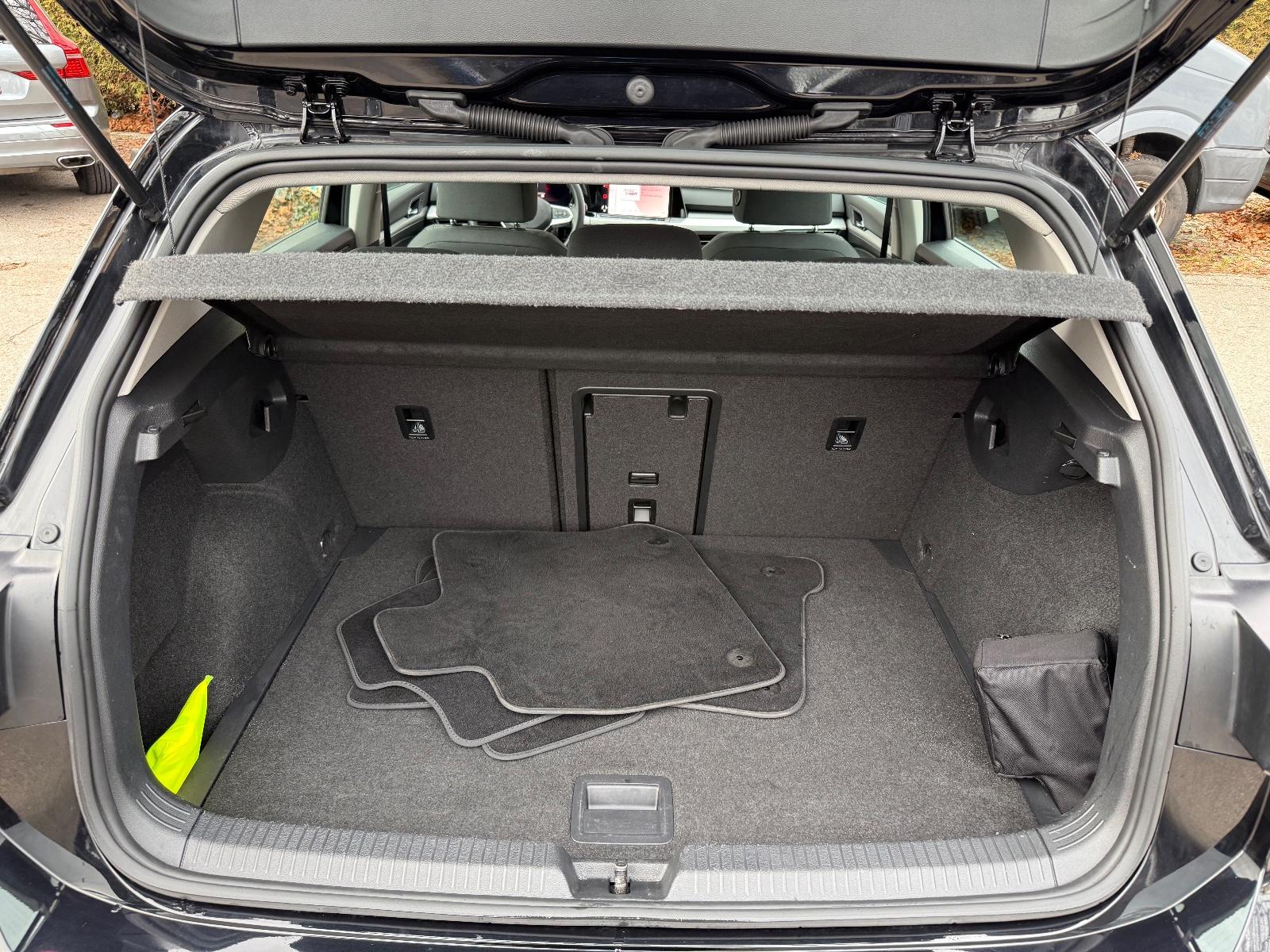 Volkswagen Golf VIII LIM. 1.5 TSI Life/DSG/ACC/NAVI/LED/ALU, миниатюра 11