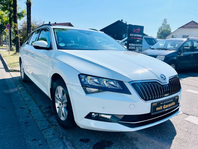 Skoda Superb 2.0 TDI Style Combi Pano AHK NAVI Euro 6