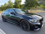 BMW 330i M Sport Automatik Kamera/Vollausstatung  - BMW 330 von privat