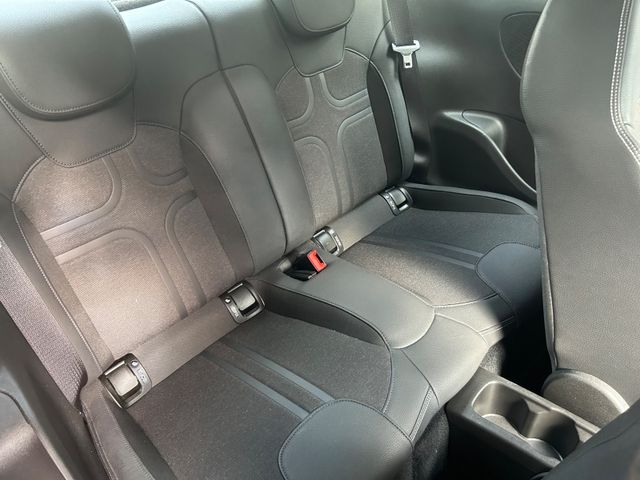 Fahrzeugabbildung Opel Adam 1.4+CarPlay+NaviZB+SHZ+Teilleder+BT+USB+LM