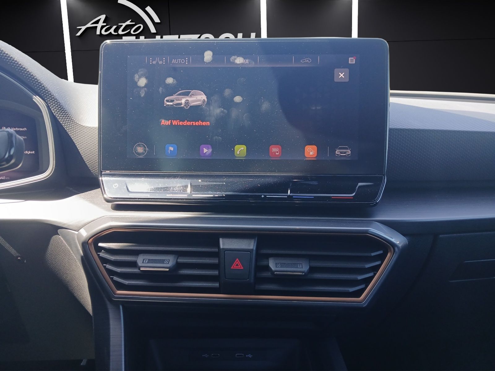 Fahrzeugabbildung CUPRA Leon Sportstourer VZ 4Drive DSG LED Navi ACC RFK