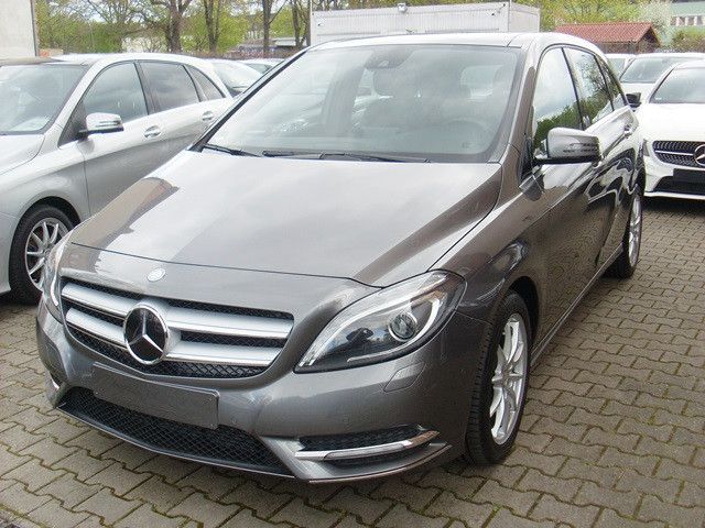 Mercedes-Benz B 180 Automatik / 26.057 Kilometer / 1. Besitz