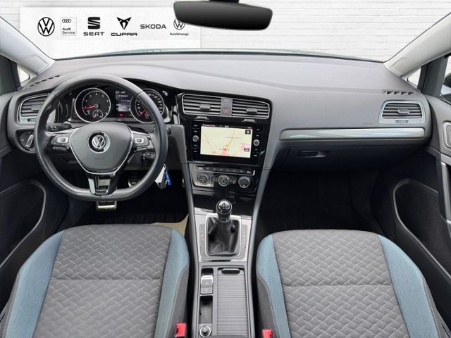 Fahrzeugabbildung Volkswagen Golf VII Lim. IQ.DRIVE BlueMotion KLIMA NAVI ALU