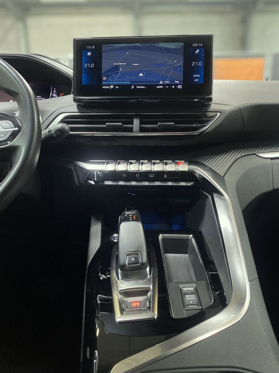Fahrzeugabbildung Peugeot 5008 Active Business #7S#LED#Digital#Spur#Tempom