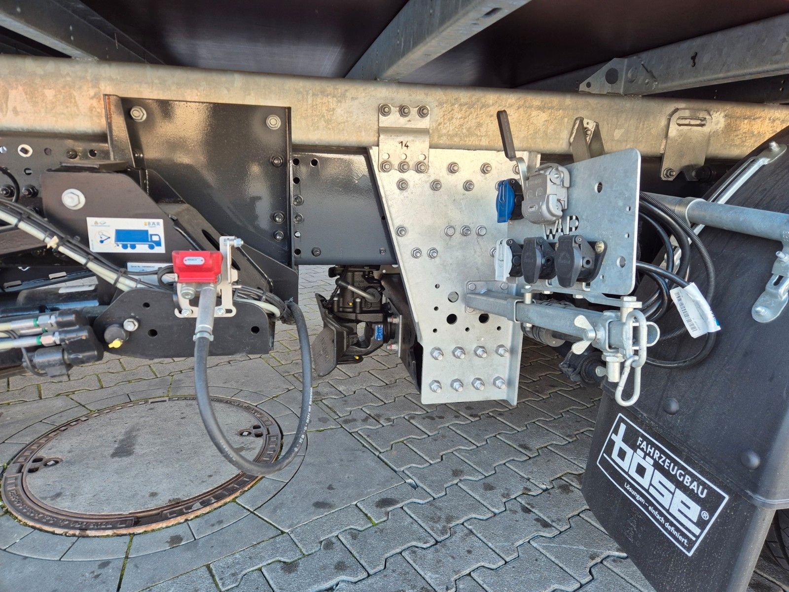 Fahrzeugabbildung Iveco AS260S50Y/FS Schwenkwand LBW 2xAHK CAM Intarder